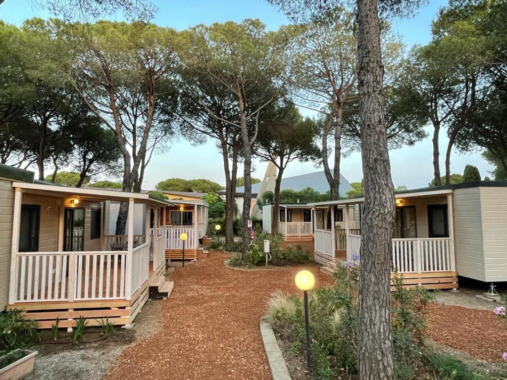 Camping I Melograni Marina Di Bibbona Bagian luar foto