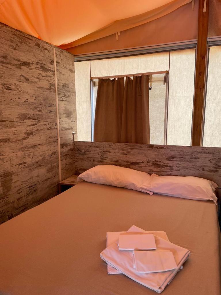 Camping I Melograni Marina Di Bibbona Bagian luar foto