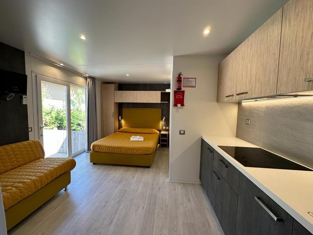 Camping I Melograni Marina Di Bibbona Bagian luar foto
