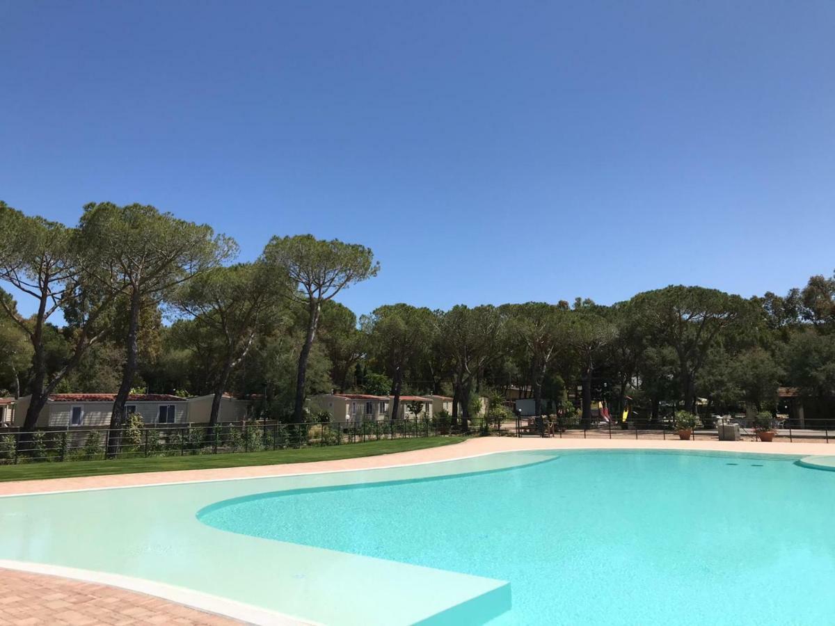 Camping I Melograni Marina Di Bibbona Bagian luar foto